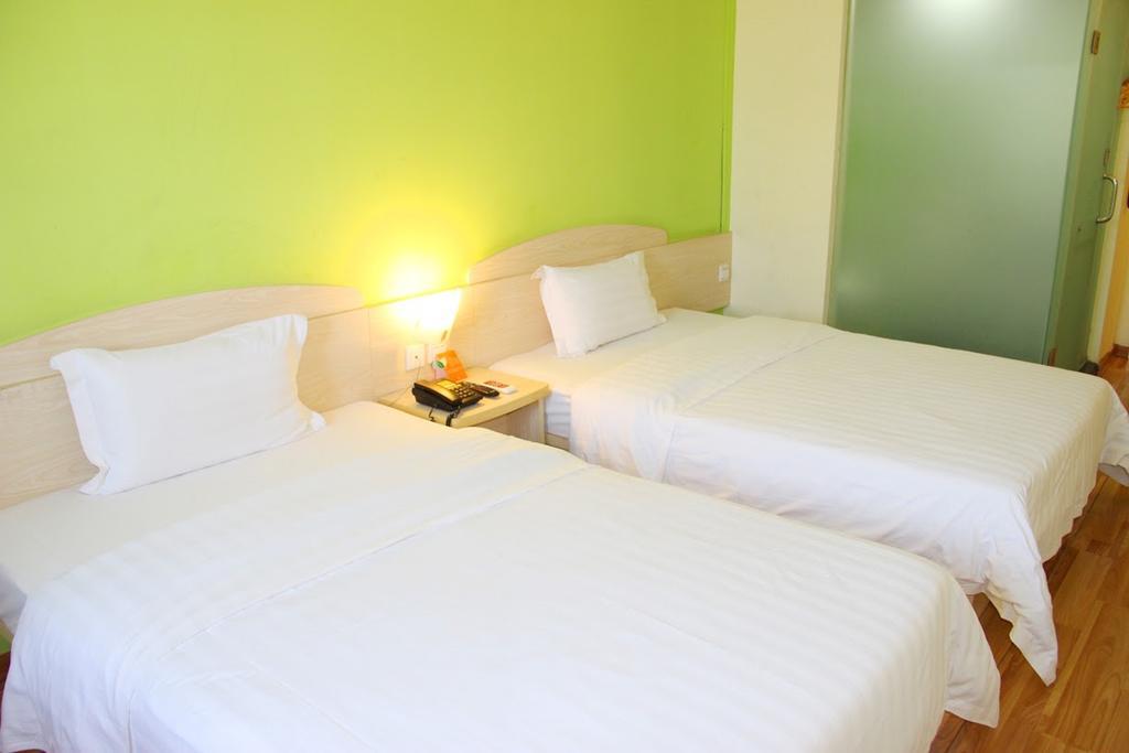 7 Days Inn Shenzhen Railway Station מראה חיצוני תמונה
