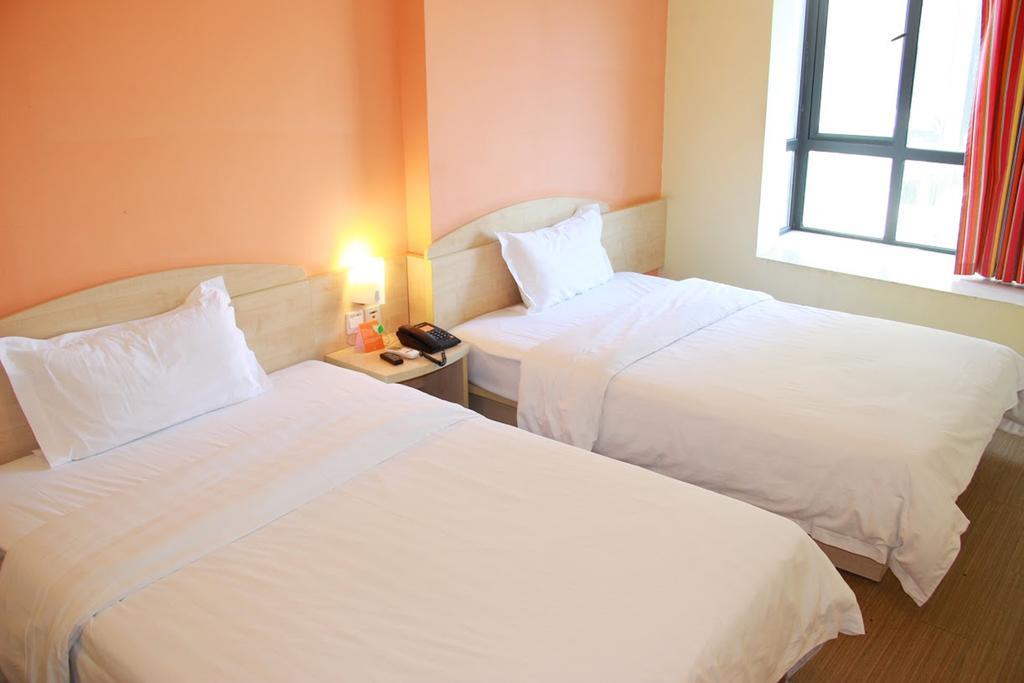 7 Days Inn Shenzhen Railway Station מראה חיצוני תמונה